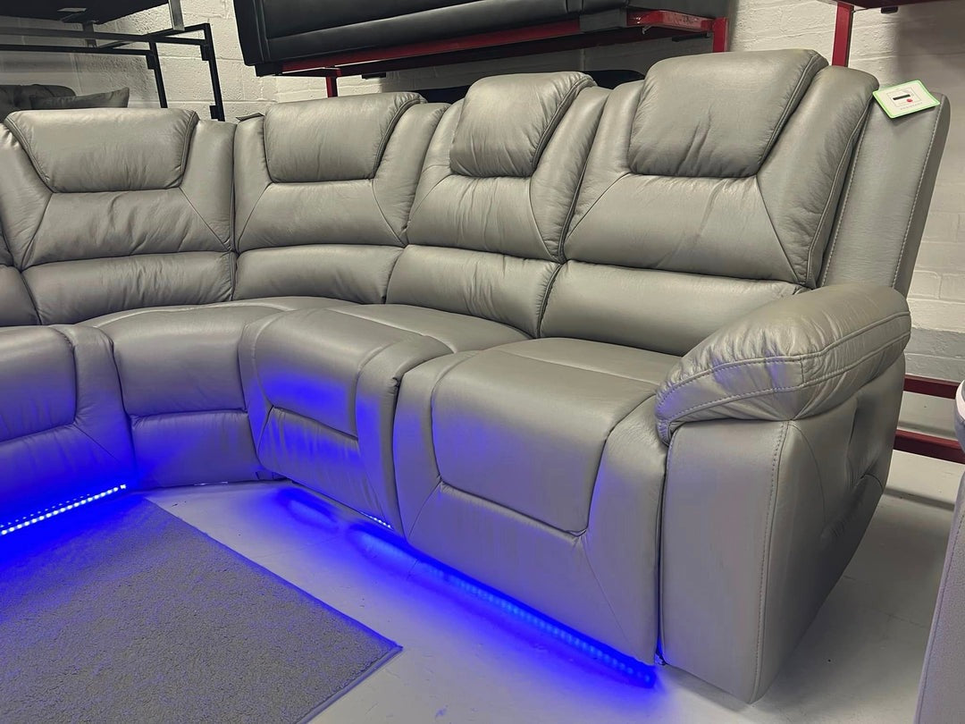 Oxford Corner Suite